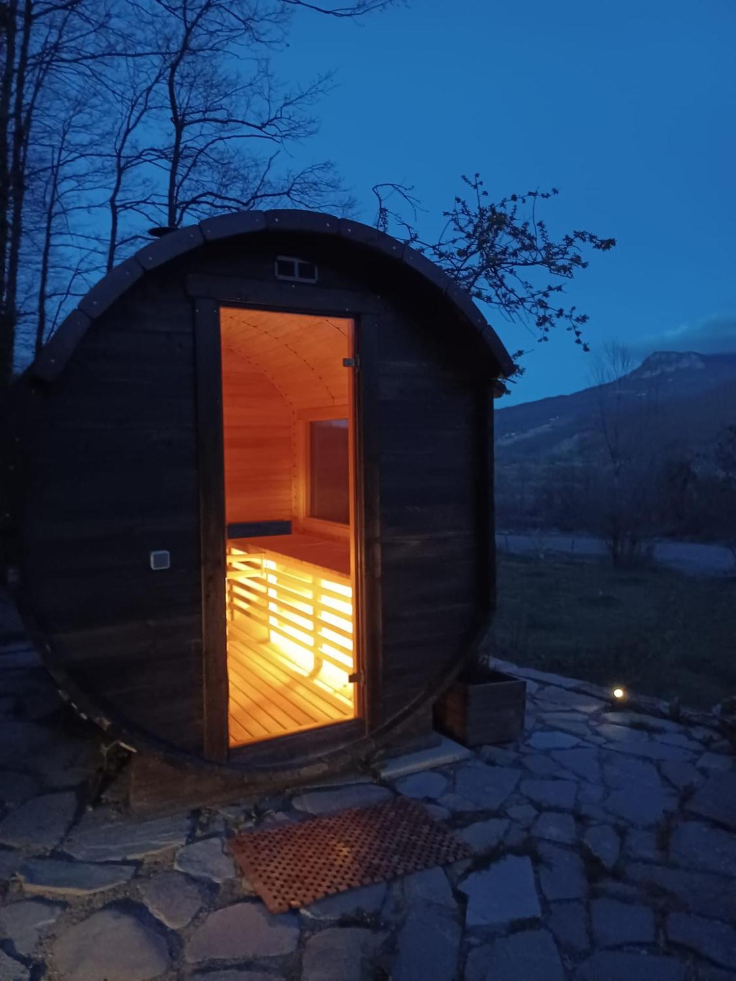 بردي Country-Chic B&B "Il Pozzo E La Macina" المظهر الخارجي الصورة